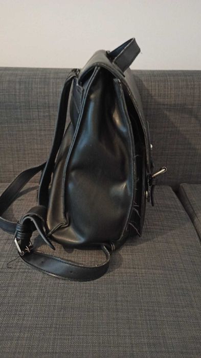 Czarny plecak Reserved