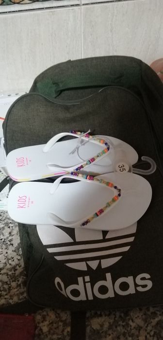Chinelos novos  da KIDS