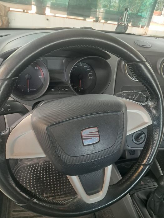Seat Ibiza 1.4 80 cv