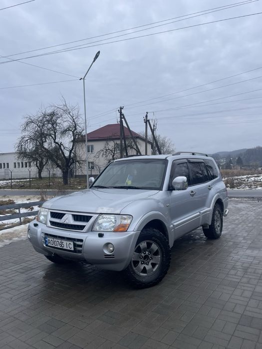 Мітсубісі паджеро вагон