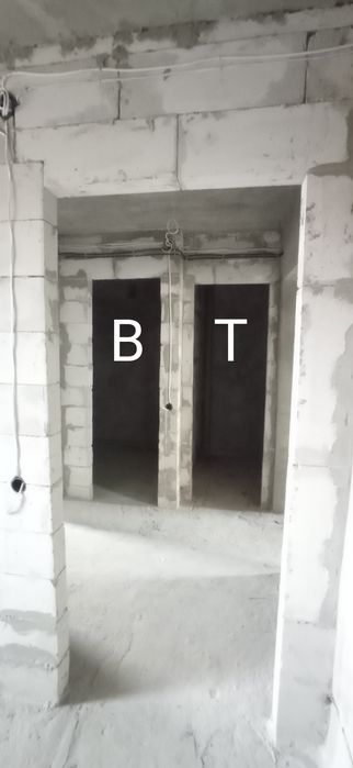 Трикімнатна квартира по вул. Нововокзальна 10