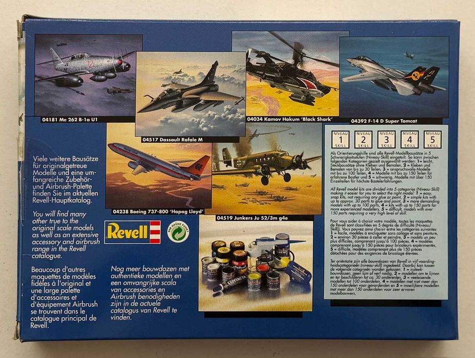 Revell_P-47 M Thunderbolt. ESc.1:72. Completo e como novo.