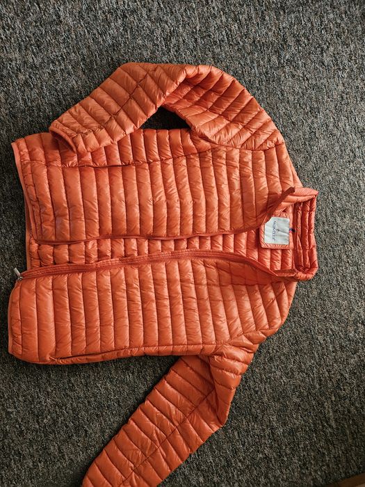 Kurtka puchowa moncler