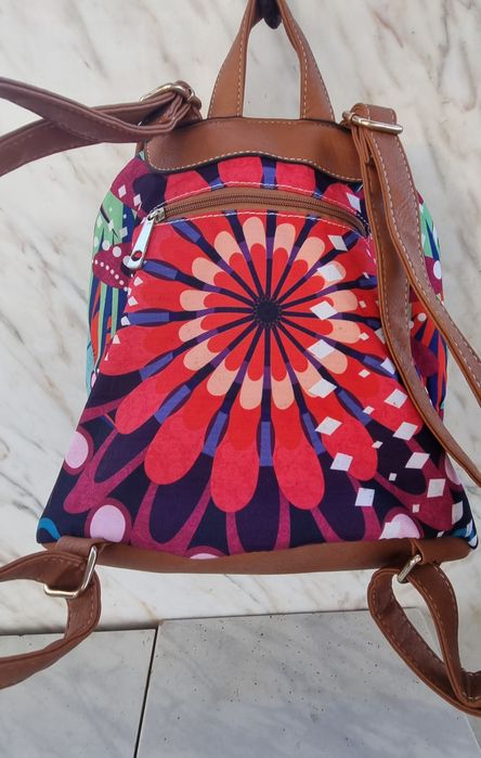 Mochila colorida
