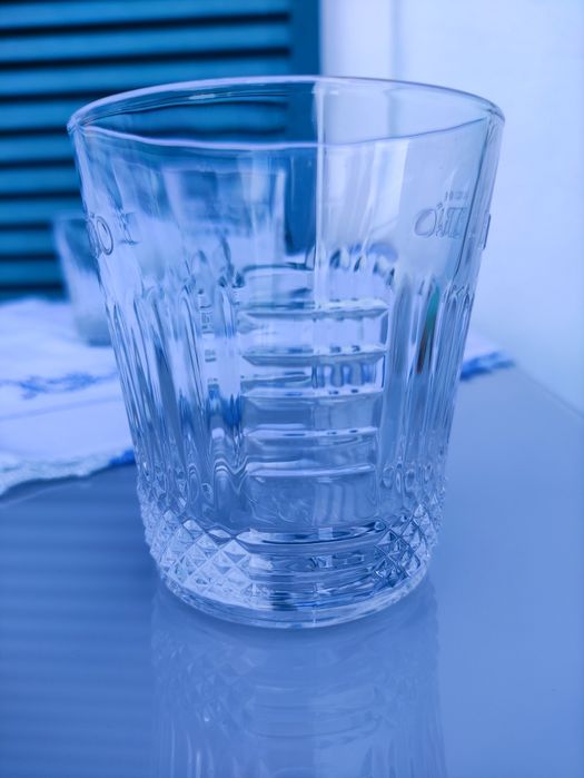 Conjunto garrafa e copos