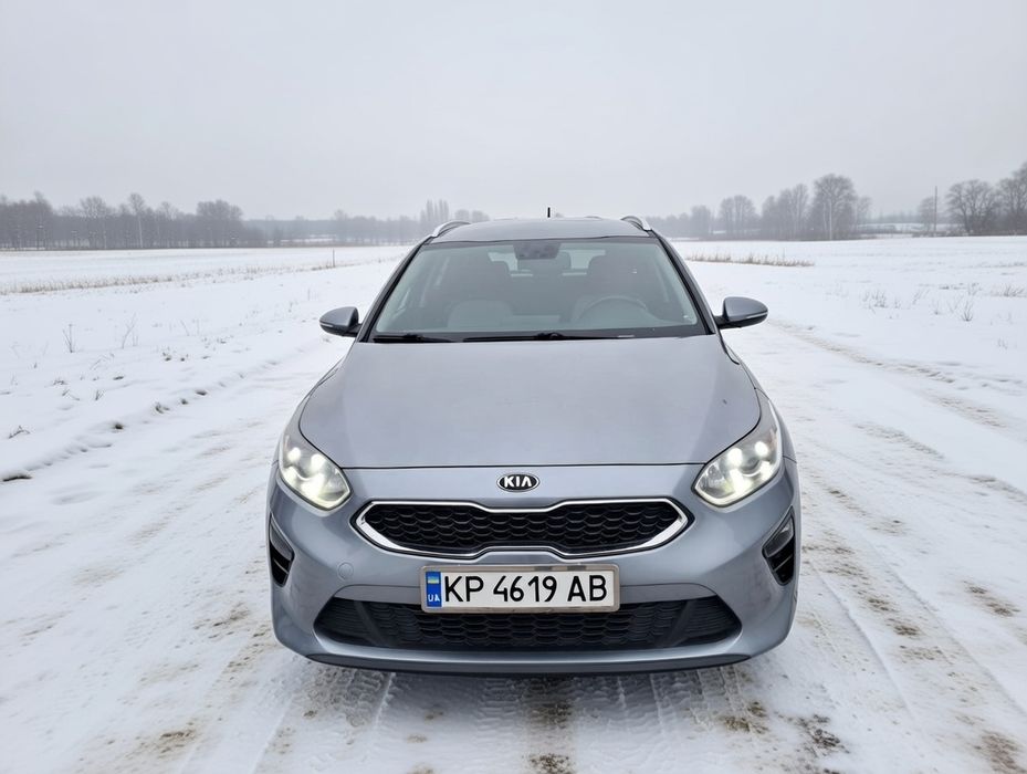 Продам Kia Ceed максимальный
