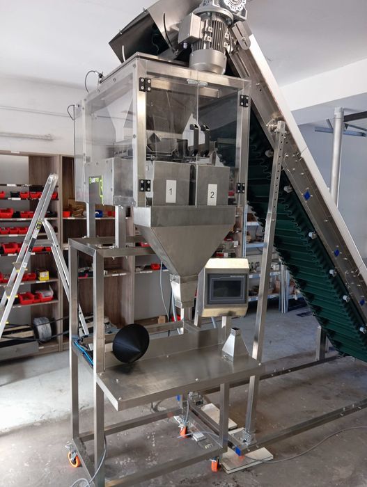 Dozownik z dwoma wagami. Pakowaczka w woreczki z podajnikiem taśmowym