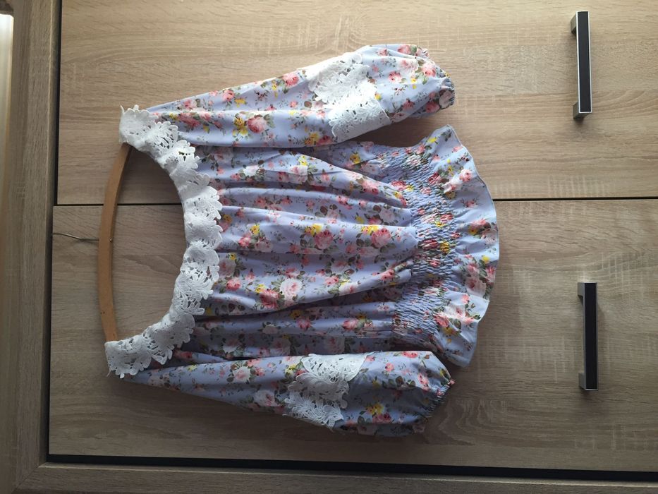 Bluzka damska w kwiaty moda damska