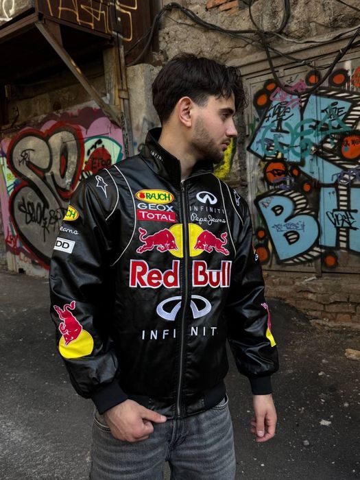 Кожанка Red Bull