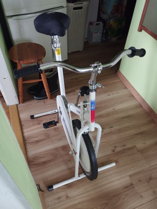 Rower PRL działający