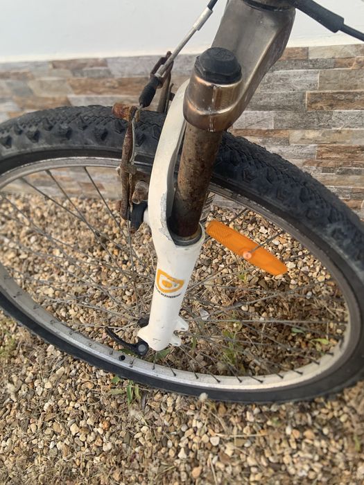 Bicicleta b’twin Rockrider