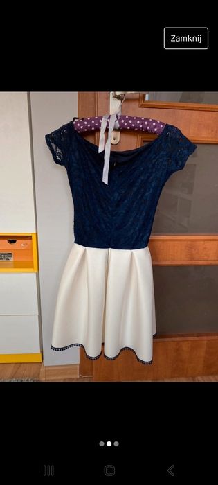 Elegancka sukienka granatowo biała z koronką