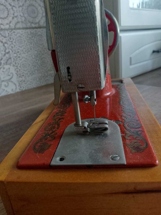 Maszyna do szycia ZSRR dzieci