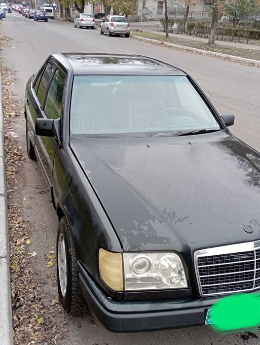 Продам Мерседес W124 E300 4 matic