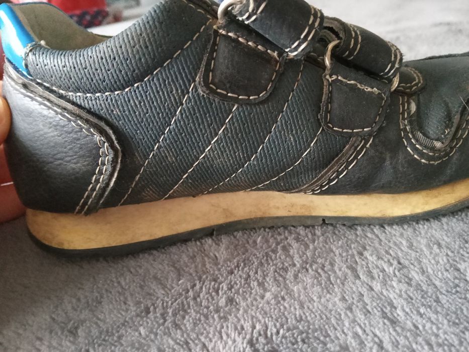 Buty, adidasy, r. 29.