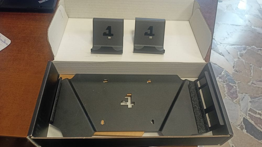 Uchwyt ścienny 4mount na ps4 pro