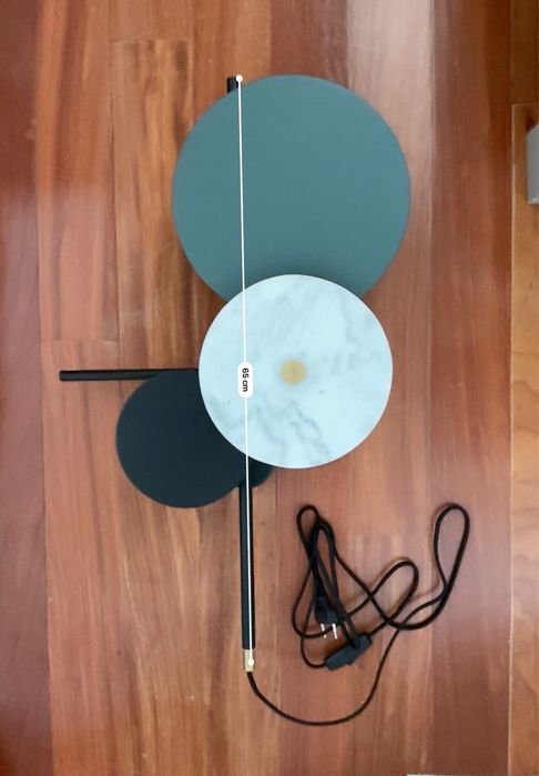 Candeeiro de Parede Design Moderno - Mármore e Metal
