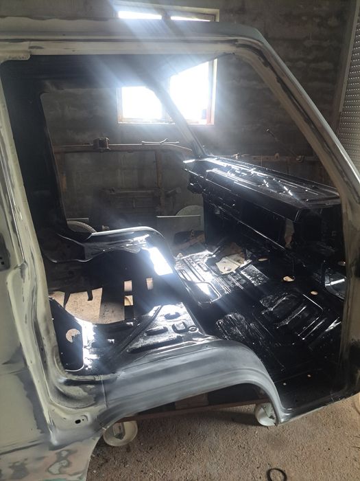 Cabine de l300 boas condiçöens e mais Material