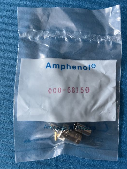 Amphenol – Wtyk RF / Złącze koncentryczne | Nowy, oryginalny