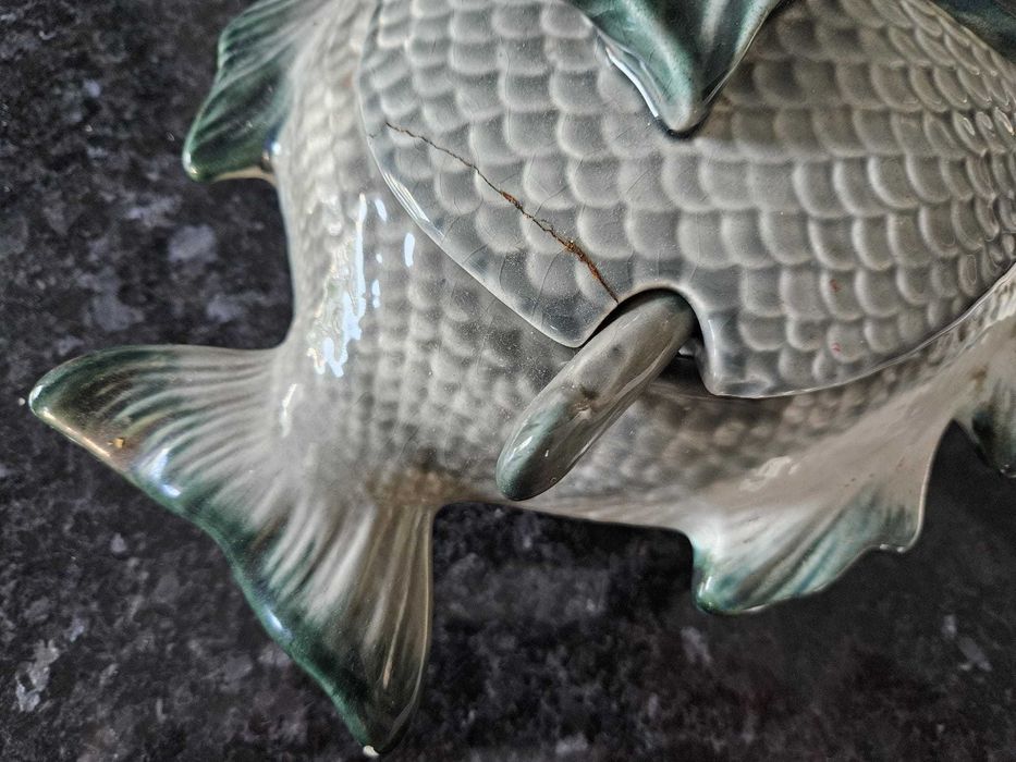 Fish-shaped terrine446917244323768322