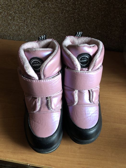 Чобітки для дівчинки