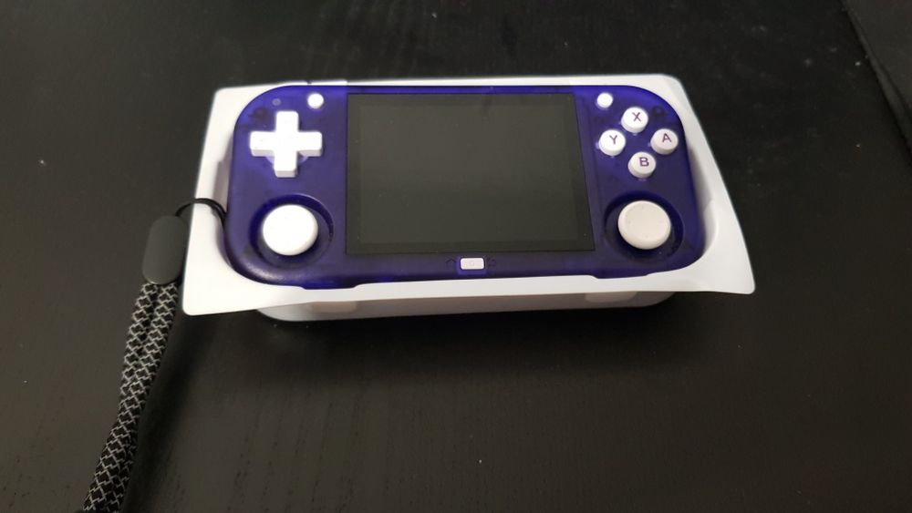 Mini Zero 28 - consola retro