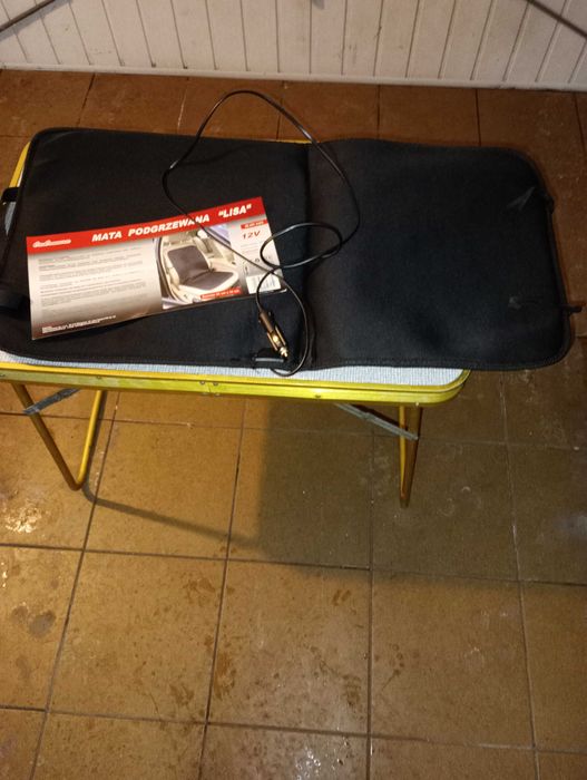 Mata grzewcza do samochodu osobowego , dostawczego i ciężarowego ,