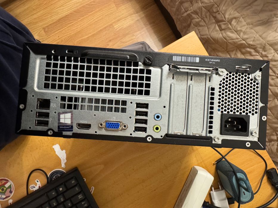 Office computer + Screen + Keyboard64586348563843124