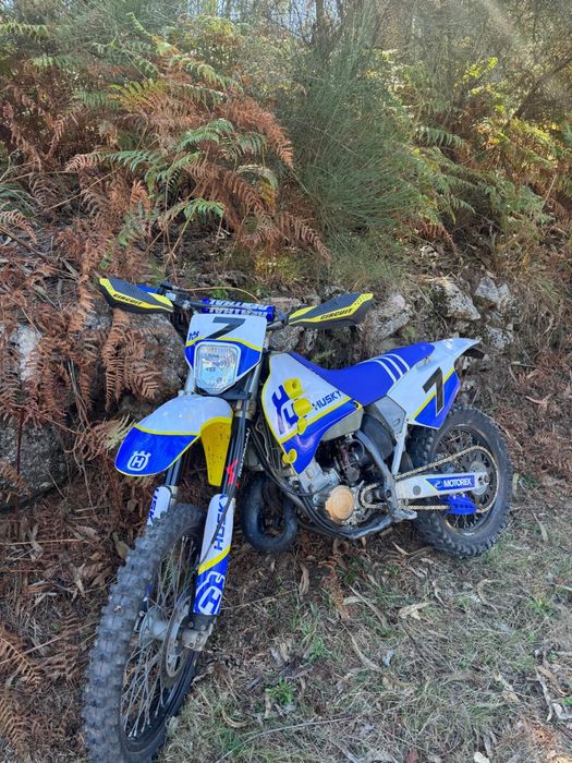 Husqvarna WR 125 11kw matriculada carta A1