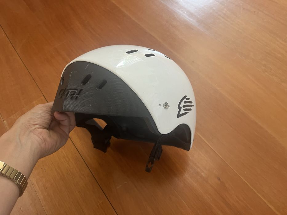 Gath Surf Helmet l Capacete surf Small