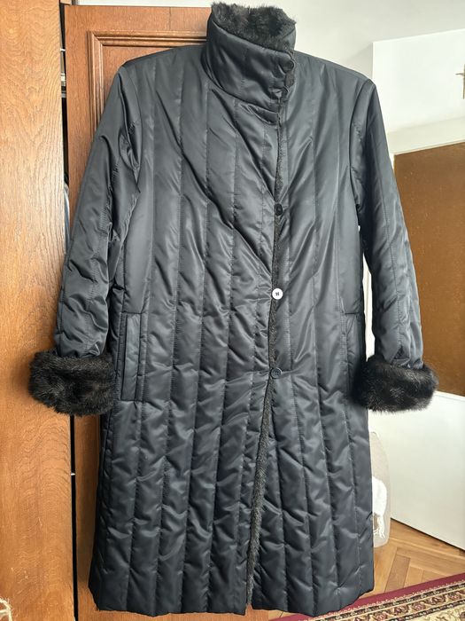 Płaszcz ocieplany czarny firmy Marco Pecci