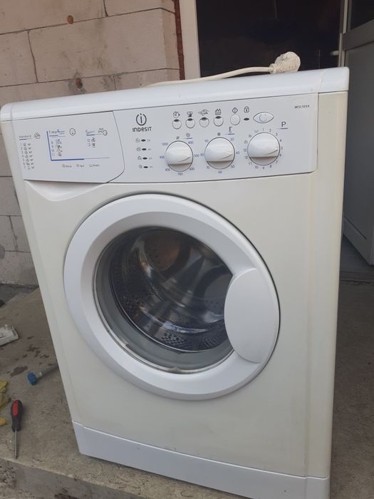 Стиральна індезіт