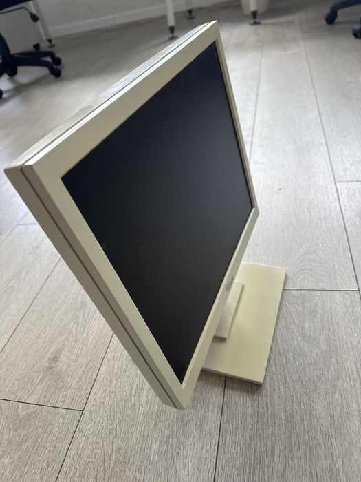 Монитор simens fujitsu 4 шт