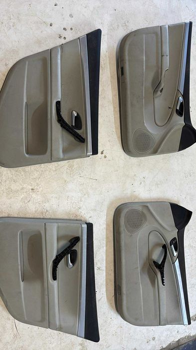 Komplet boczków boczki drzwi SAAB 9-3 93 jasna skóra kremowa beżowa