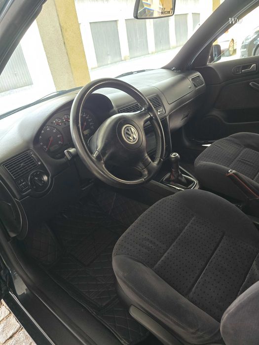 Golf 4 de 1999 com extras & 132.000 km