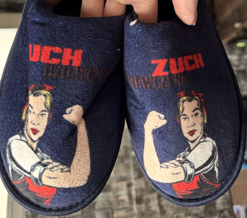 Nowe pantofle 38/39 Zuch Dziewczyna