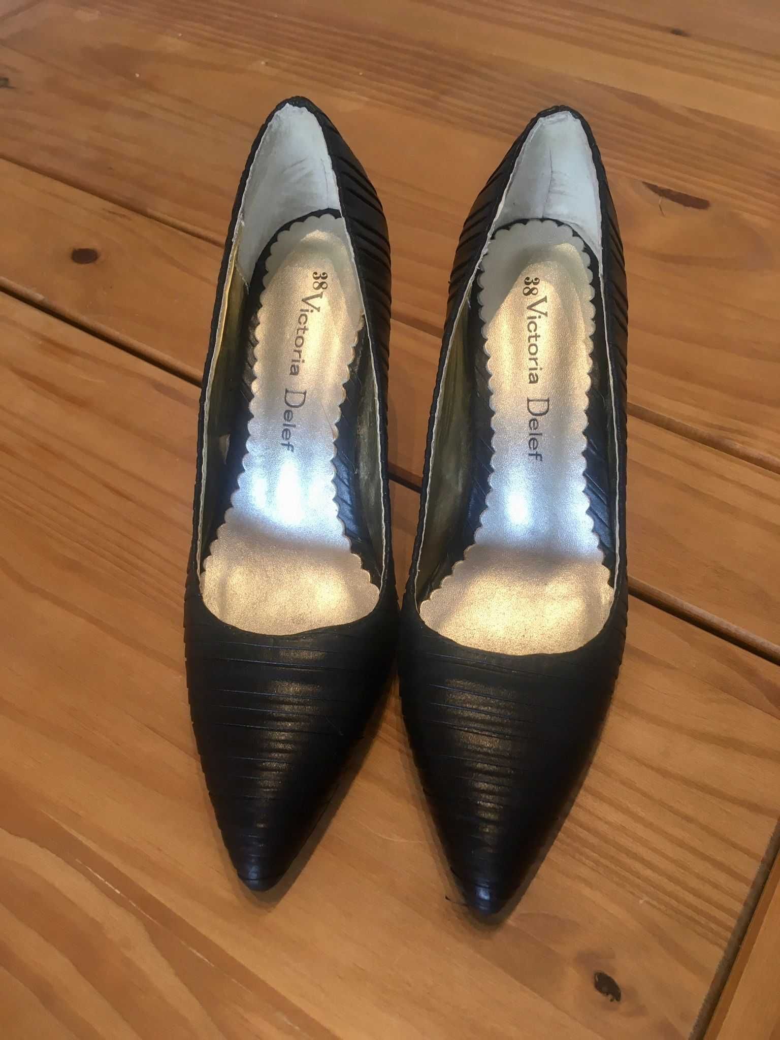 Victoria delef shop shoes
