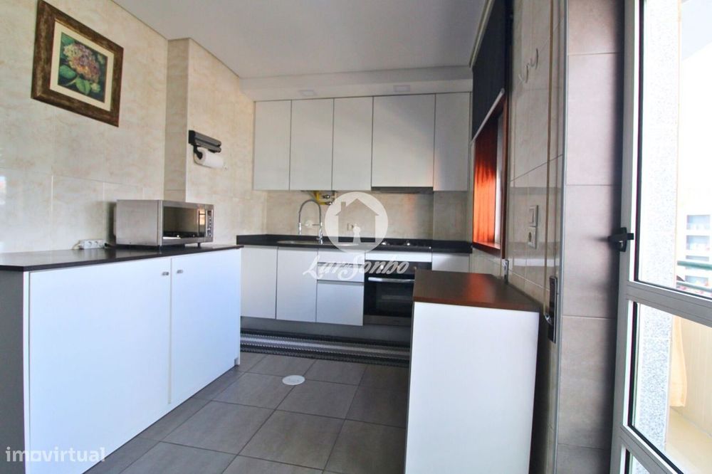 Apartamento T3 Remodelado no Centro da Cidade de Barcelos