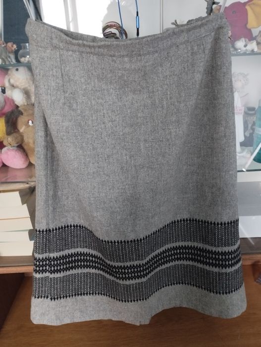 Szara spódnica, rozmiar 42