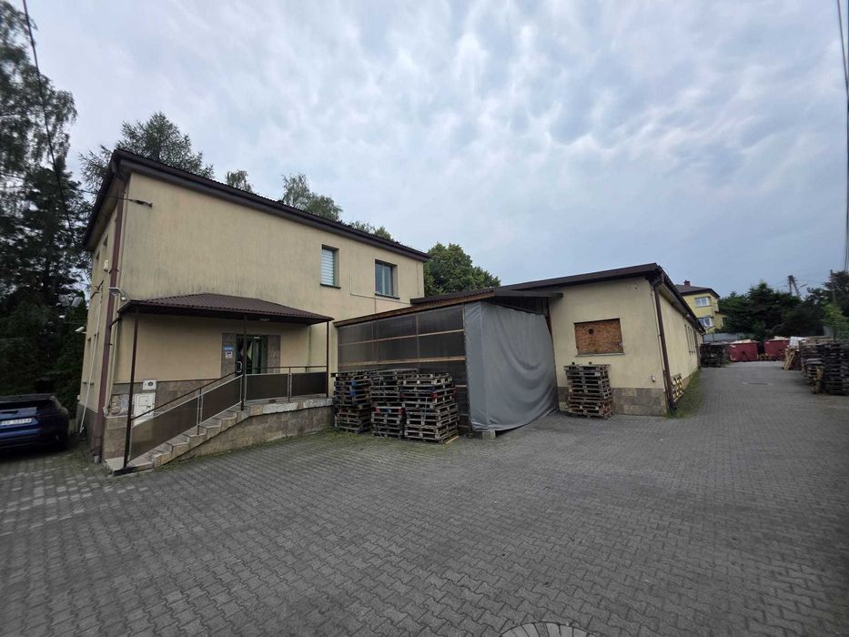 Do wynajęcia hala magazynowo - produkcyjna z częścią biurową - Świątniki Górne k. Krakowa. 820 m2 + namiot 160 m2