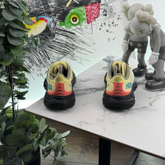 Кросівки Hoka Clifton 8 39 розмір Е5485