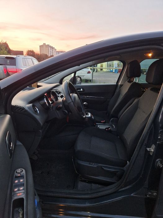 Продам Peugoet 5008