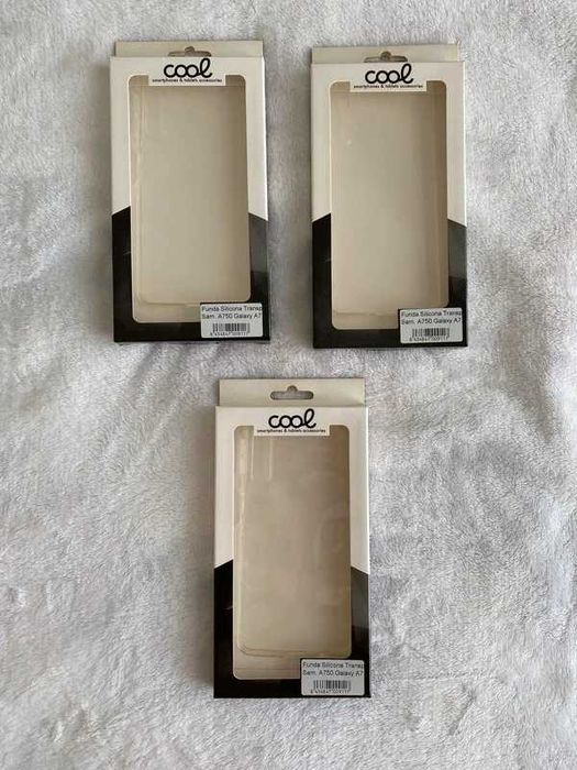 Três Capas Transparentes Para Samsung Galaxy A7