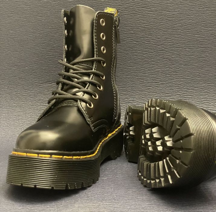 Glany platforma koturna workery gotyckie botki Dr Martin emo goth