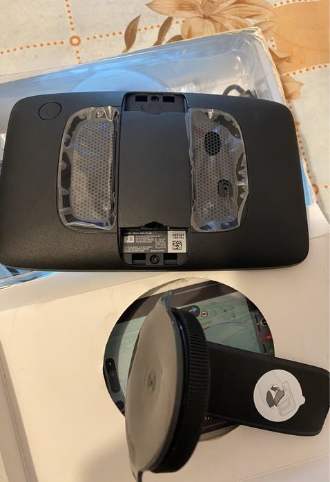 GPS навігатор автомобільний TomTom GO Classic 6