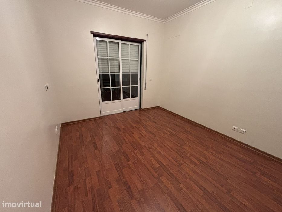 T2 Urb. Qta São Miguel  : " excelente oportunidade "