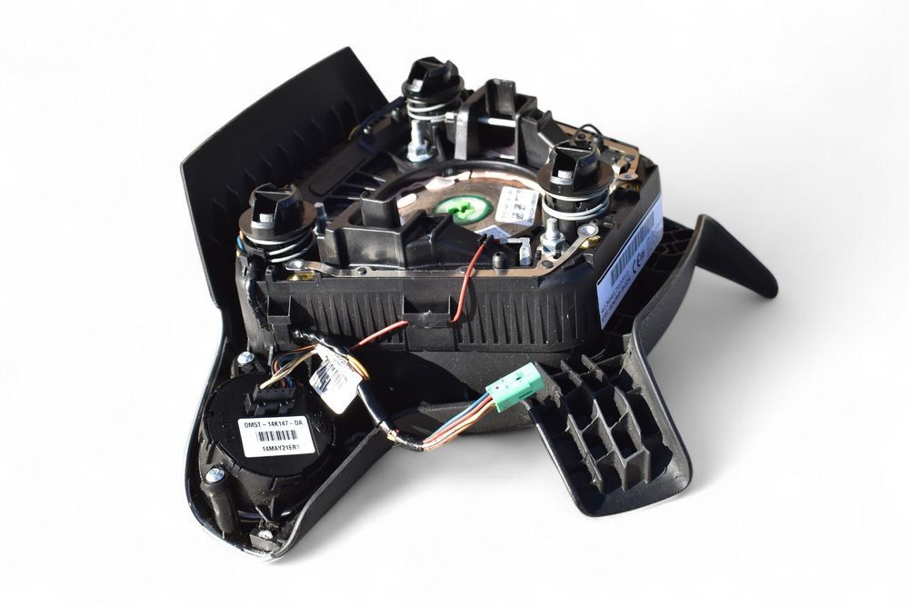Poduszka Powietrzna Kierowcy Airbag Ford Kuga Mk2 II Em51-R042B85-Ba3Zhe