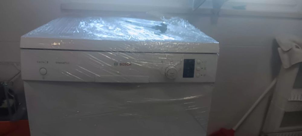 Máquina Lavar loiça  - TOTALMENTE funcional e em excelente estado