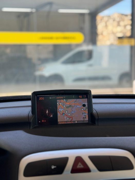 Peugeot 307 SW 1.6 HDI - 7Lugares