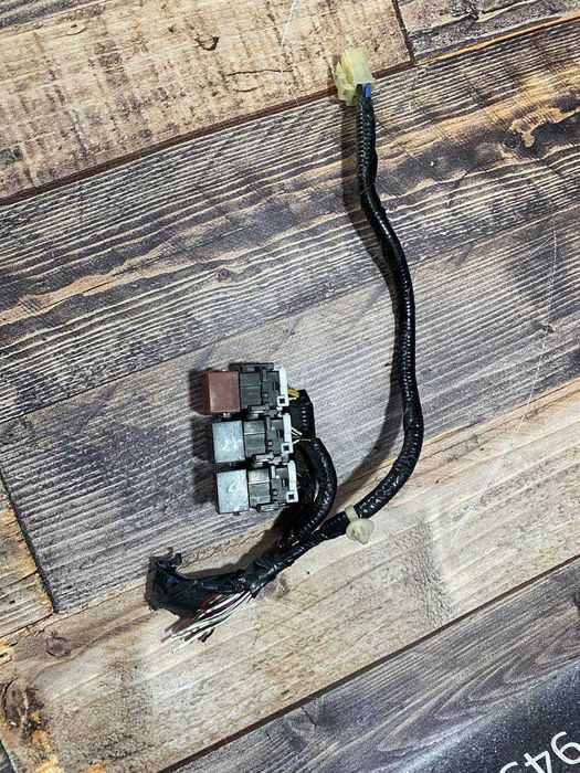 Блок реле Honda Accord 7 2003-2008  70014105 / 70024115